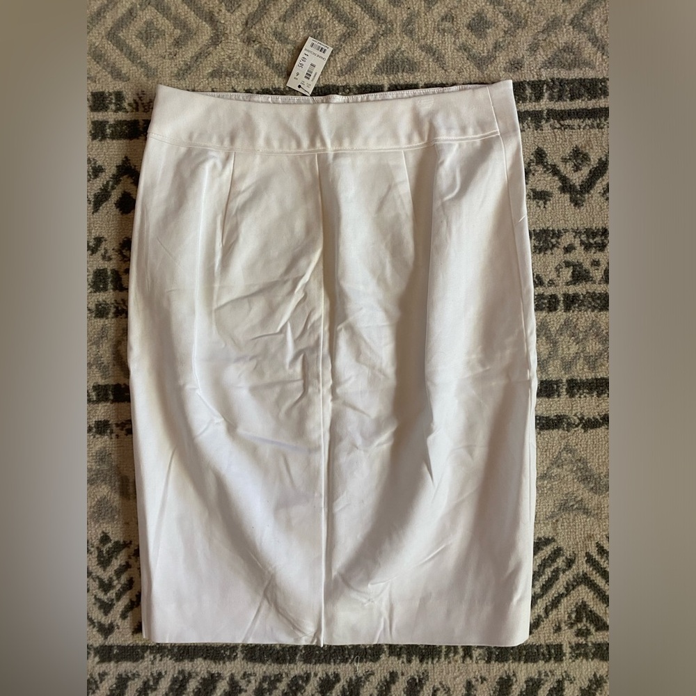 Women’s white pencil skirt